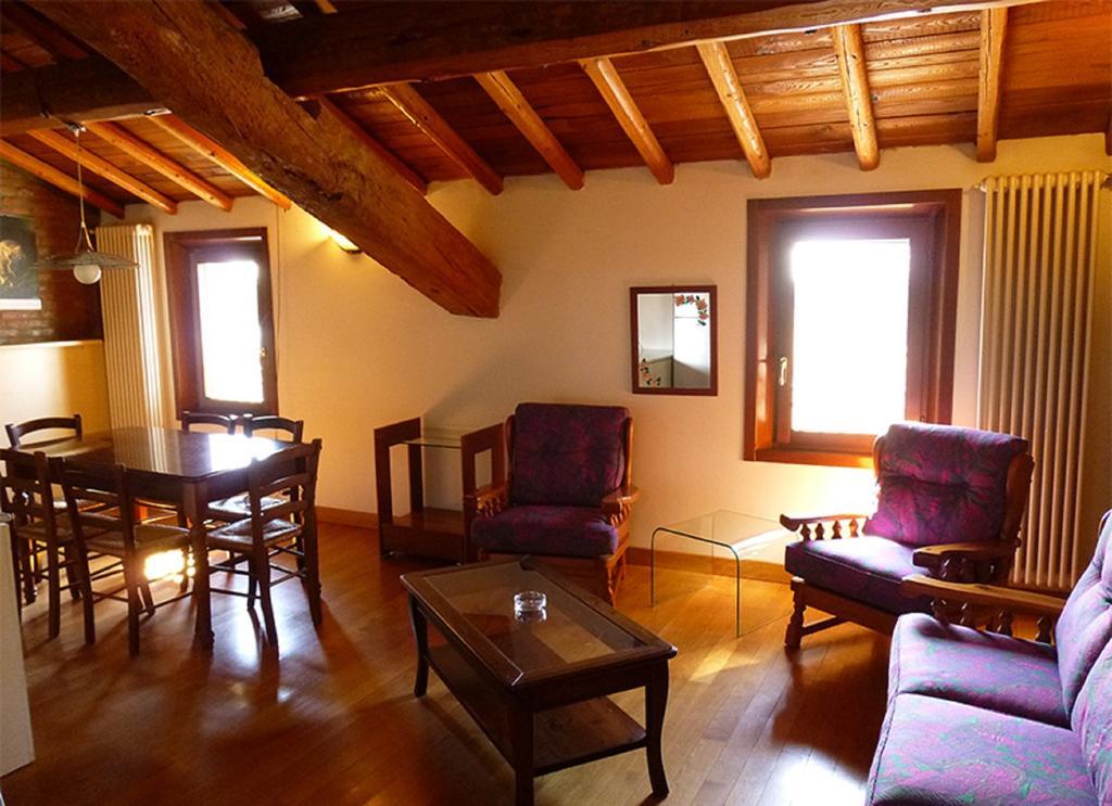 La Tomina Guest House มิรันโดลา ห้อง รูปภาพ